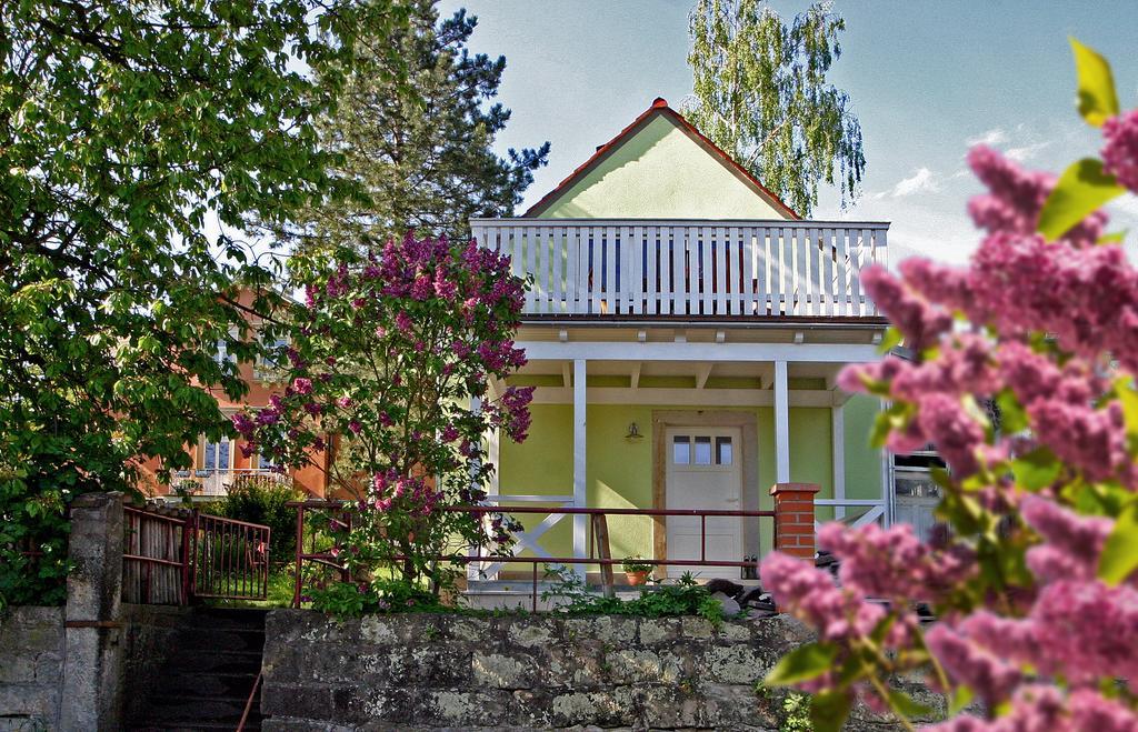 Villa Kleines Haeuschen - Ferien In Cossebaude Dresda Esterno foto
